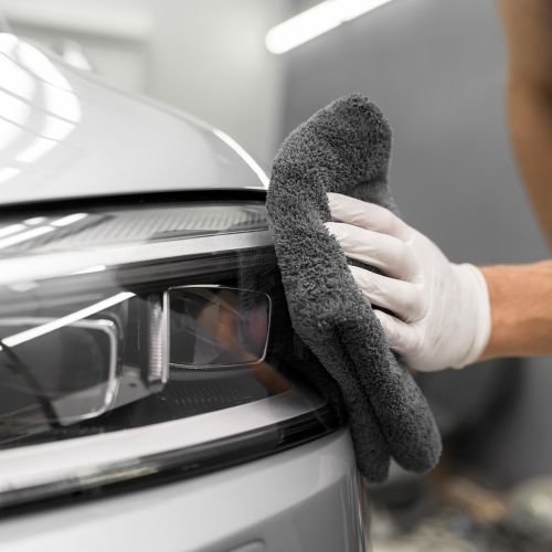 Proshine JL Auto 15 - Jean Larroumets Cantal intervient pour lustrer votre carrosserie et redonner tout l'éclat à votre voiture